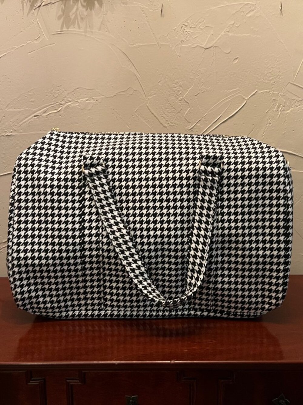 NWT Pink Lily Houndstooth Weekender Bag Black White Duffel Travel Tote w/Strap